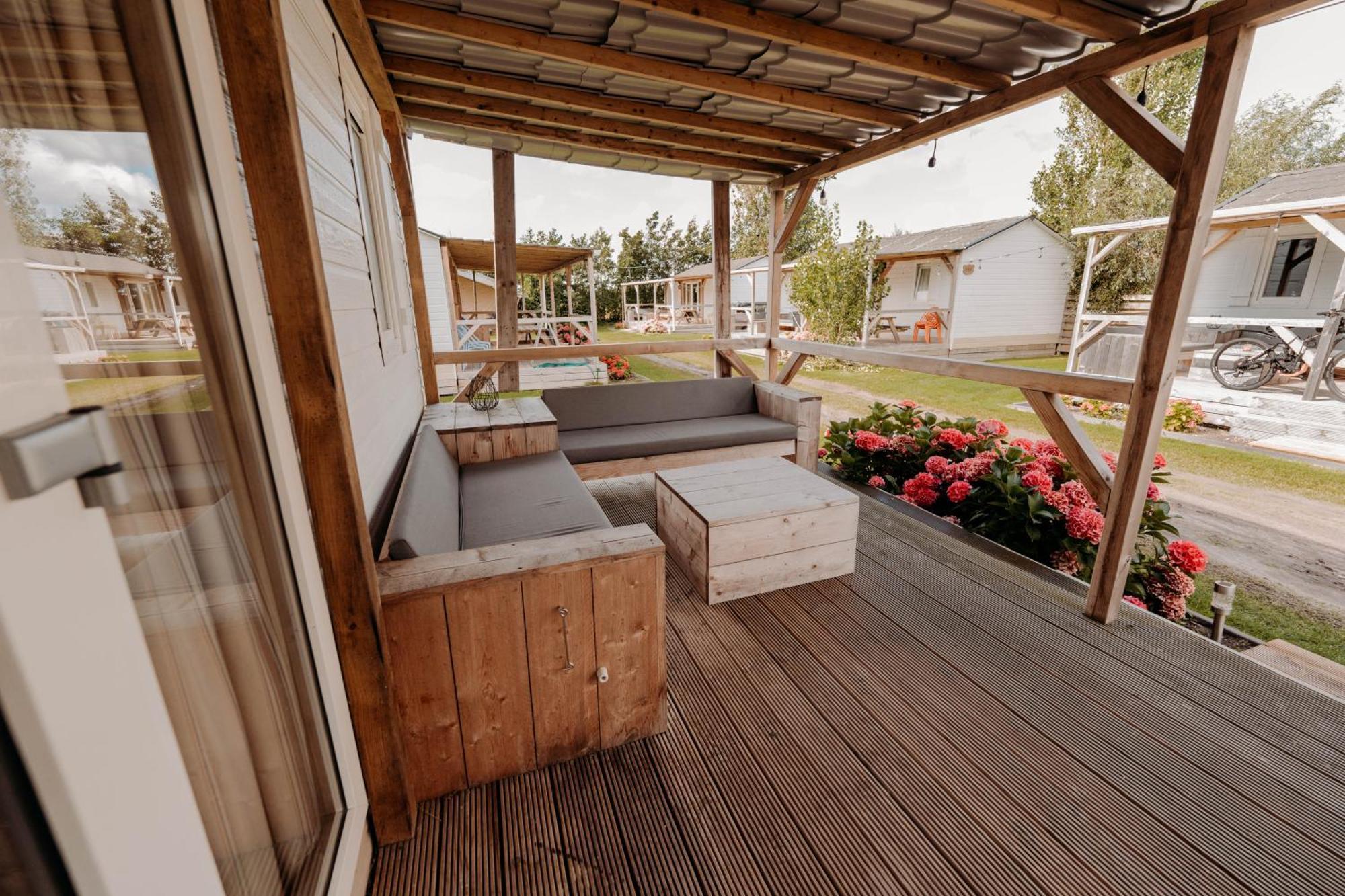 Chalet Tulpenweide - Recreatie Breezand Экстерьер фото